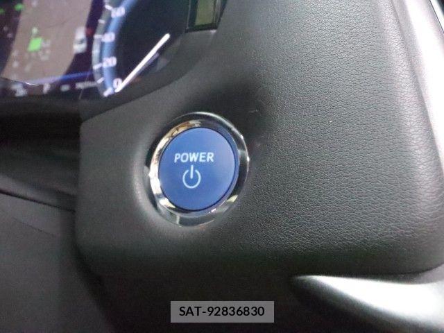 Toyota CROWN SEDAN 2021-10 7961042-26