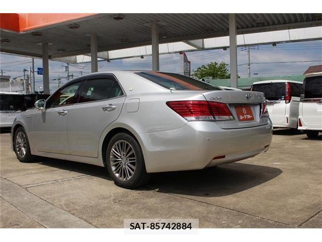 Toyota CROWN SEDAN 2014-10 7961048-10