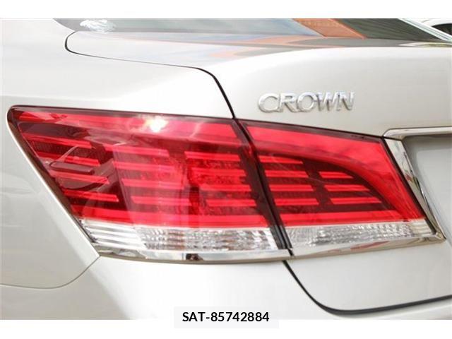 Toyota CROWN SEDAN 2014-10 7961048-20