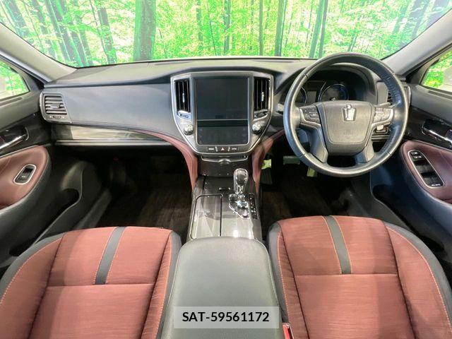 Toyota CROWN SEDAN 2013-07 7961046-1