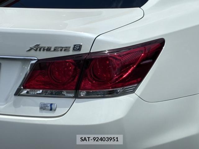 Toyota CROWN SEDAN 2014-04 7961047-17