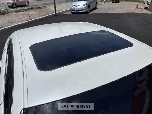 Toyota CROWN SEDAN 2014-04 7961047-18