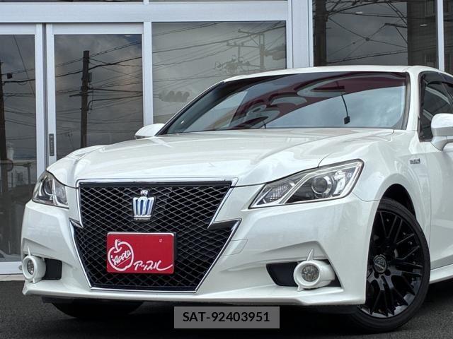 Toyota CROWN SEDAN 2014-04 7961047-1