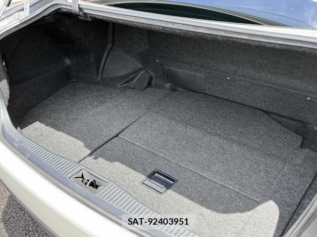Toyota CROWN SEDAN 2014-04 7961047-27