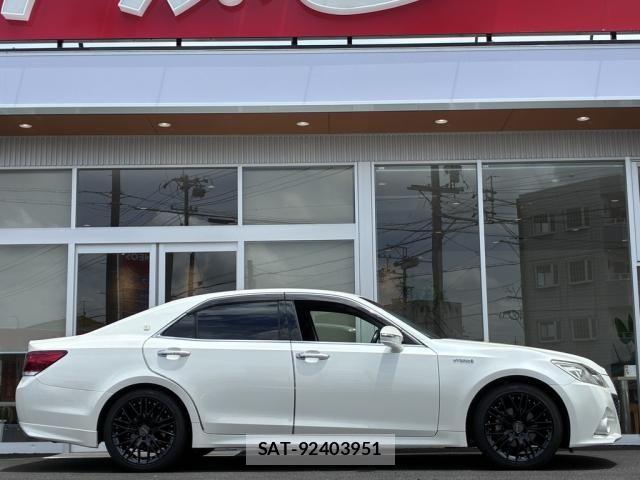 Toyota CROWN SEDAN 2014-04 7961047-8