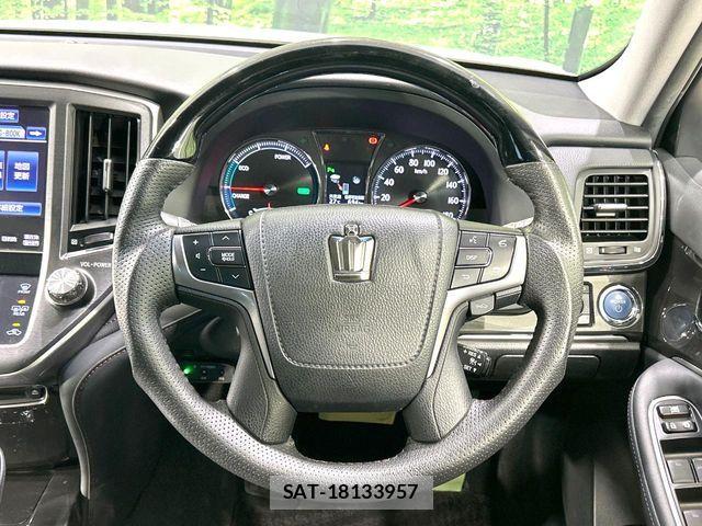 Toyota CROWN SEDAN 2013-06 7961043-9