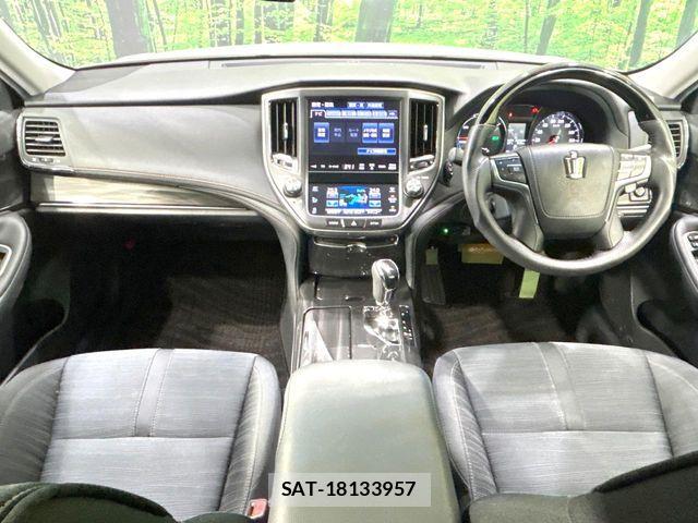 Toyota CROWN SEDAN 2013-06 7961043-1