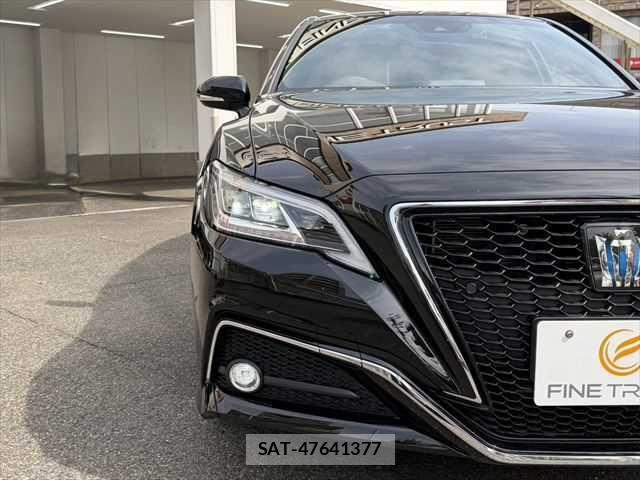 Toyota CROWN SEDAN 2019-01 7961041-9