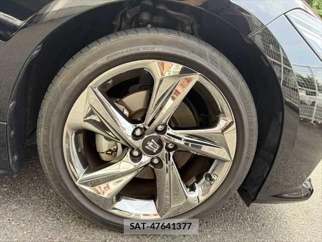 Toyota CROWN SEDAN 2019-01 7961041-10