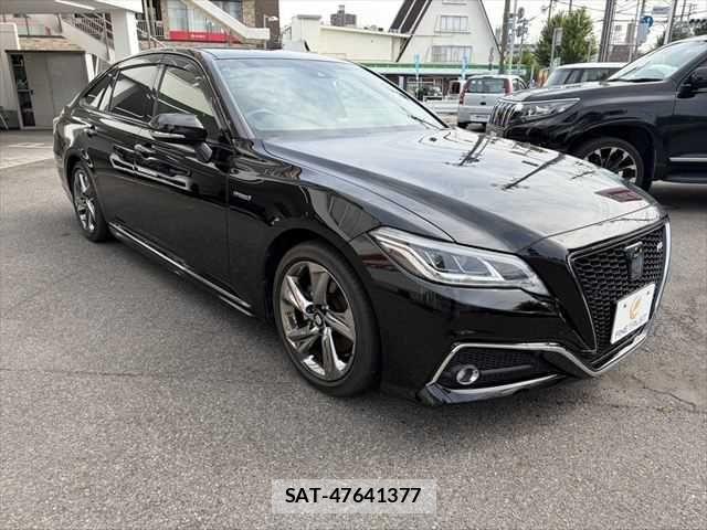 Toyota CROWN SEDAN 2019-01 7961041-12