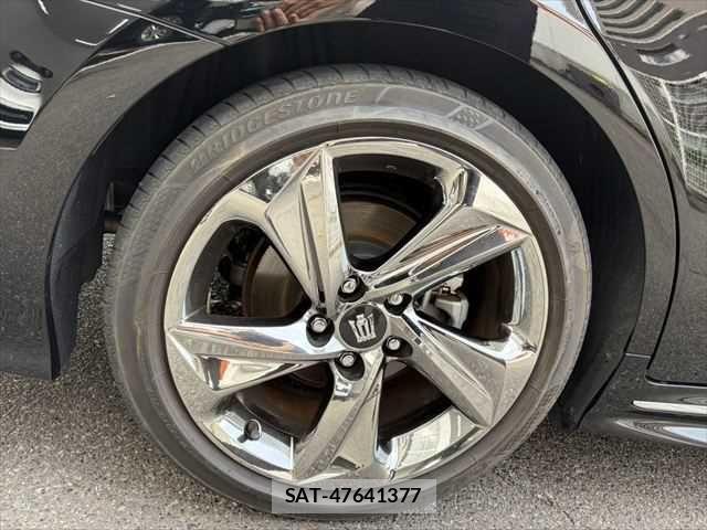 Toyota CROWN SEDAN 2019-01 7961041-22