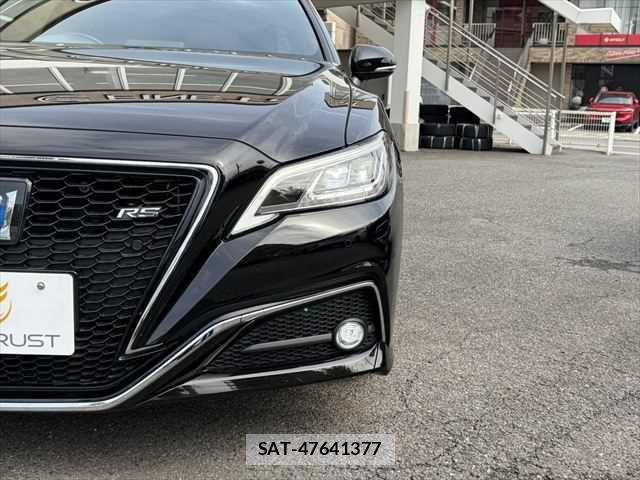 Toyota CROWN SEDAN 2019-01 7961041-25