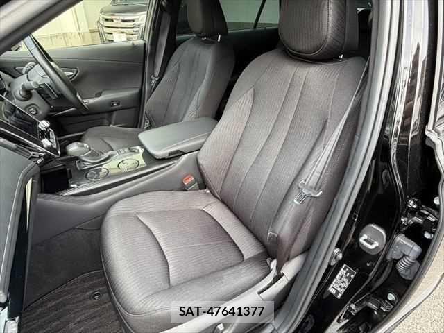 Toyota CROWN SEDAN 2019-01 7961041-26