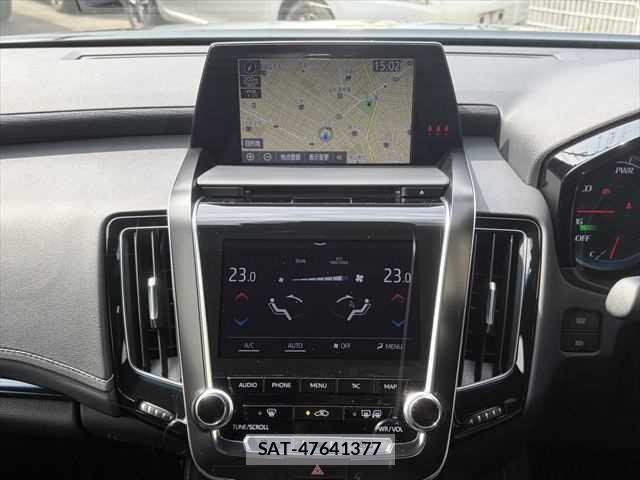 Toyota CROWN SEDAN 2019-01 7961041-3