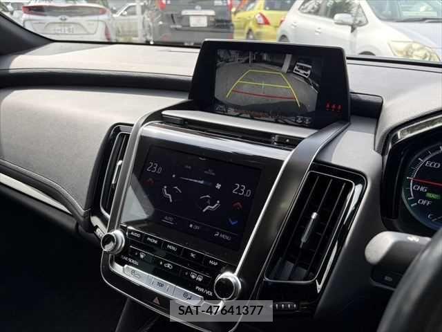 Toyota CROWN SEDAN 2019-01 7961041-4