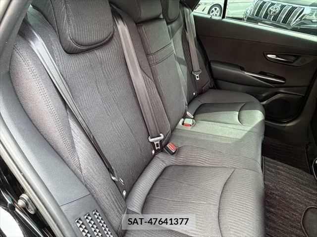 Toyota CROWN SEDAN 2019-01 7961041-6