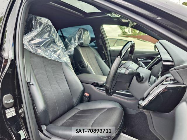 Toyota CROWN SEDAN 2020-09 7961038-11