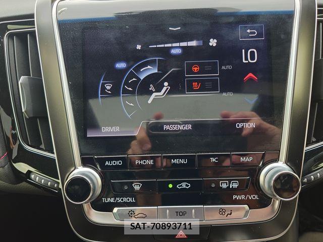 Toyota CROWN SEDAN 2020-09 7961038-15