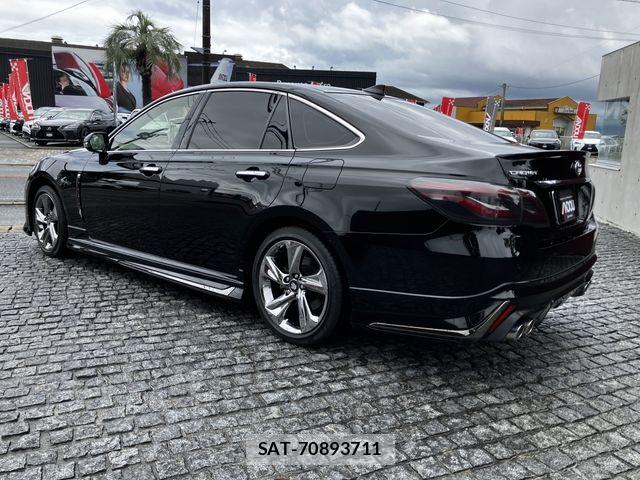 Toyota CROWN SEDAN 2020-09 7961038-3
