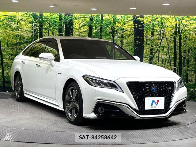 Toyota CROWN SEDAN 2019-03 7978885-16