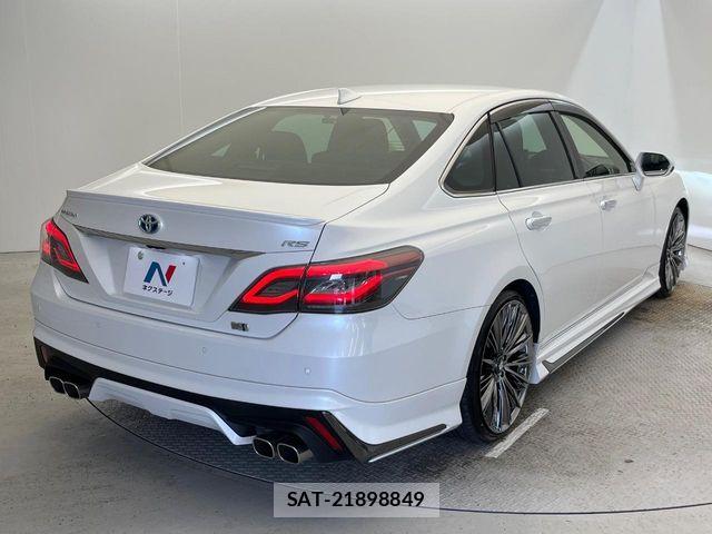 Toyota CROWN SEDAN 2021-06 7978872-3