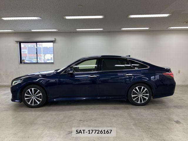 Toyota CROWN SEDAN 2018-06 7978894-23