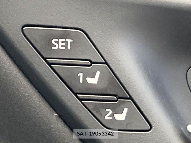 Toyota CROWN SEDAN 2019-06 7978882-10