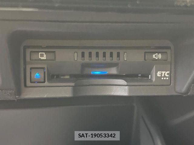 Toyota CROWN SEDAN 2019-06 7978882-11