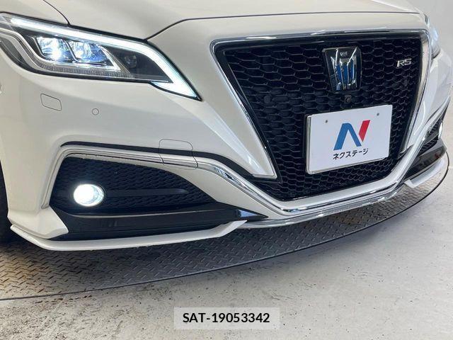 Toyota CROWN SEDAN 2019-06 7978882-2