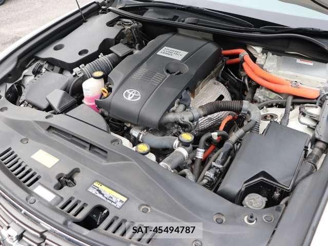 Toyota CROWN SEDAN 2013-09 7978900-22