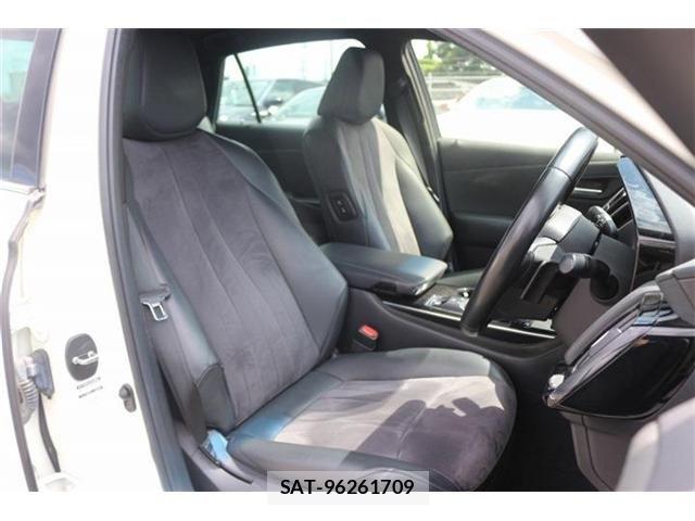 Toyota CROWN SEDAN 2019-09 7978897-29