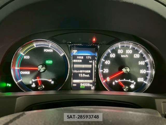 Toyota CROWN SEDAN 2017-06 7978896-12