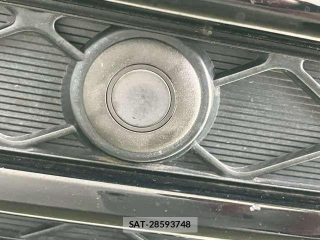 Toyota CROWN SEDAN 2017-06 7978896-2