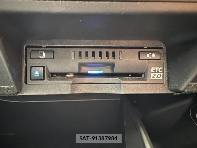 Toyota CROWN SEDAN 2019-09 7978887-19