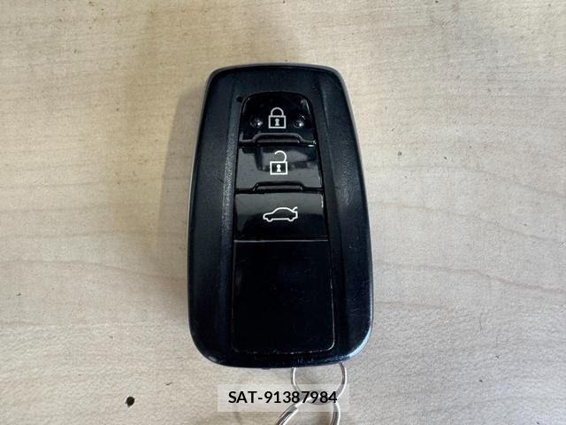 Toyota CROWN SEDAN 2019-09 7978887-29