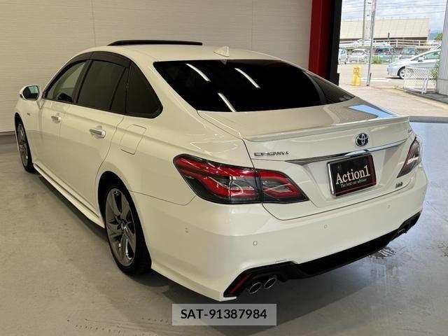Toyota CROWN SEDAN 2019-09 7978887-3