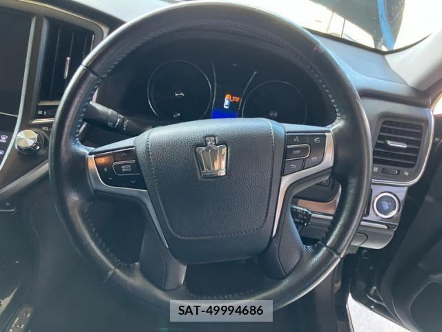Toyota CROWN SEDAN 2013-05 7978903-12