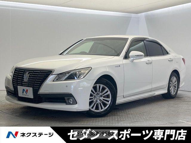 Toyota CROWN SEDAN 2013-12 7978901-0
