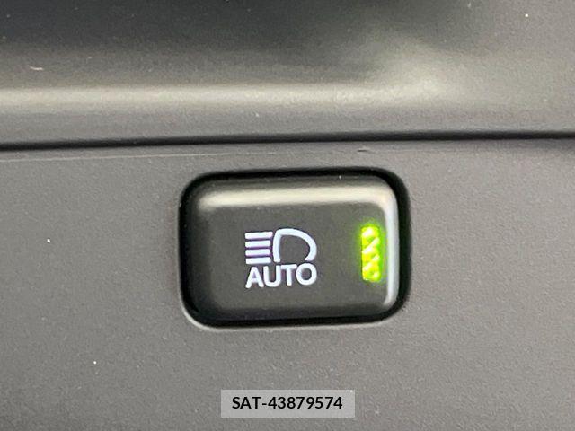 Toyota CROWN SEDAN 2018-01 7978891-10