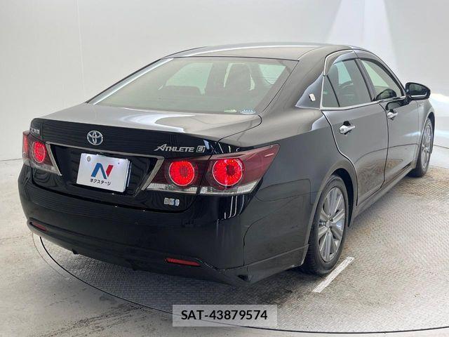 Toyota CROWN SEDAN 2018-01 7978891-17