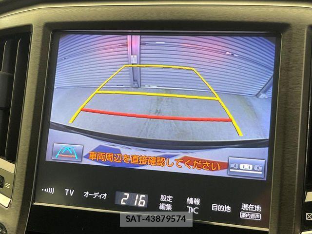 Toyota CROWN SEDAN 2018-01 7978891-5