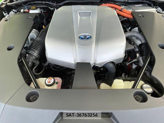 Toyota CROWN SEDAN 2018-09 7978884-17