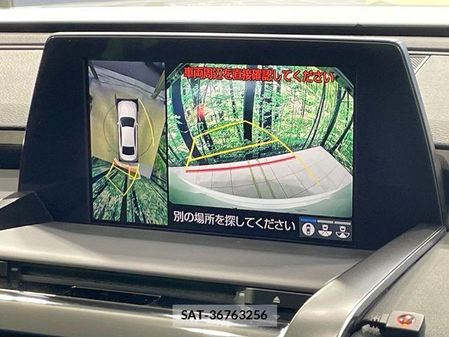 Toyota CROWN SEDAN 2018-09 7978884-3