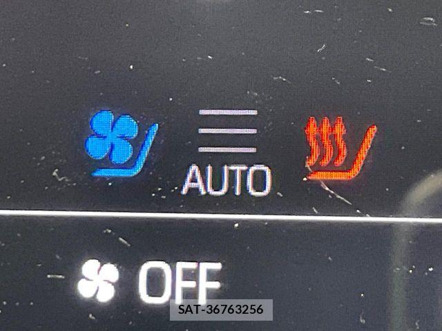 Toyota CROWN SEDAN 2018-09 7978884-6