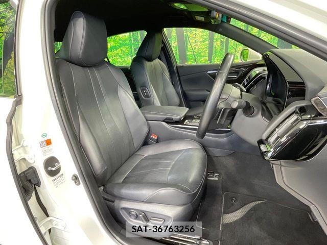Toyota CROWN SEDAN 2018-09 7978884-7