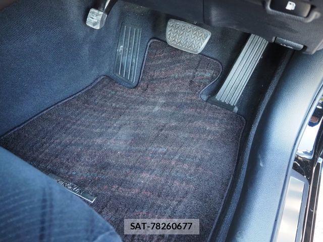 Toyota CROWN SEDAN 2016-02 7978904-23