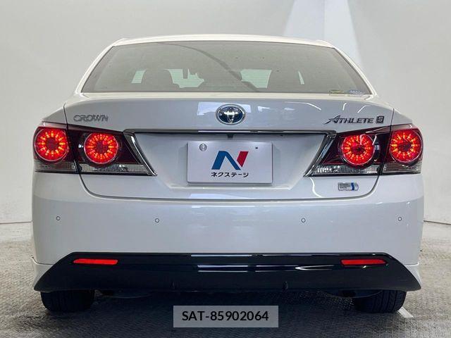 Toyota CROWN SEDAN 2018-03 7978888-14