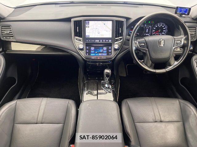 Toyota CROWN SEDAN 2018-03 7978888-1