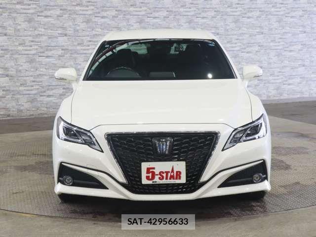 Toyota CROWN SEDAN 2019-03 7978899-10