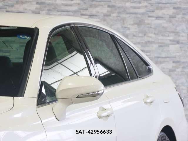 Toyota CROWN SEDAN 2019-03 7978899-16